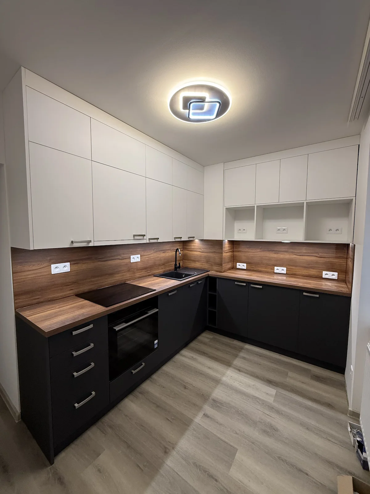 Minimalist Walnut 2 - Фото 1